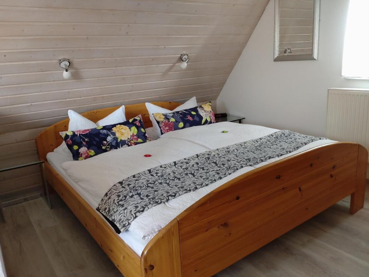 Appartement Michaela Bucher Mit Ladesaeule ฟรีดริชส์ฮาเฟน ภายนอก รูปภาพ